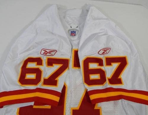 2004-ben a Kansas City Chiefs Chris Bober 67 Játék Kiadott Fehér Jersey DP17381 - Aláíratlan NFL Játék